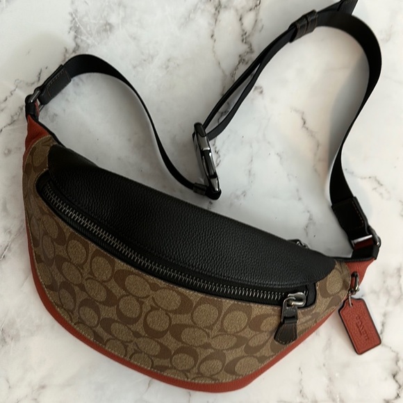 Coach Handbags - Coach Charter Leather Belt Bag